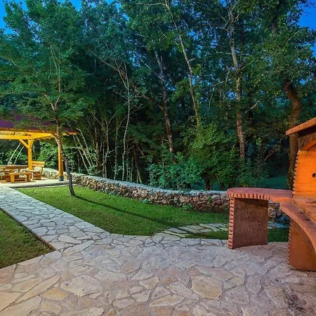 Andrea With 5 Bedrooms, 50 Sqm Private Pool, A Fun Zone With Pro 9 Pool Table, Outdoor Playground * Poljica (Makarska)